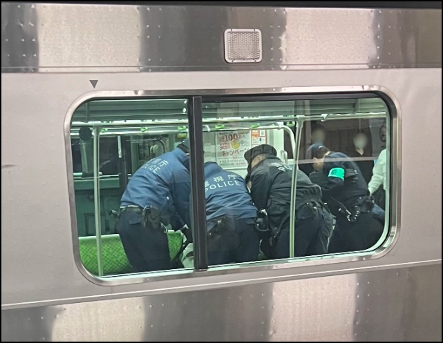 JR秋葉原駅での事件、警察が犯人を確保